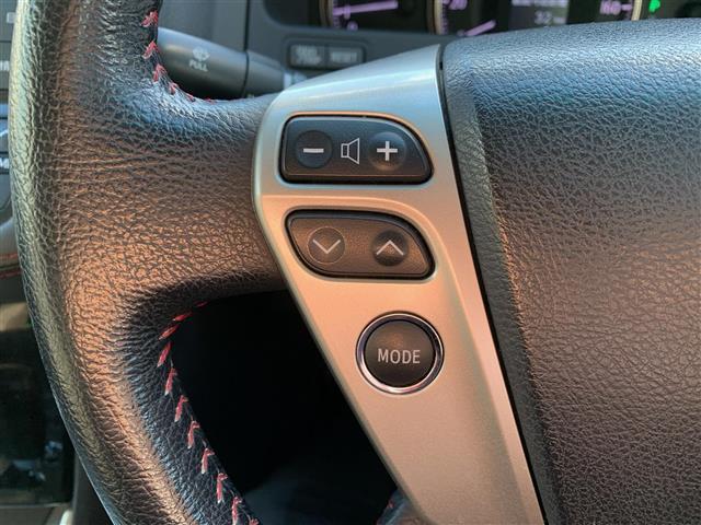 クラウン ２．５アスリート　プレミアムエディション　純正ナビ（ＣＤ・ＤＶＤ・ＢＴ接続可）／フルセグテレビ／バックカメラ／ビルトインＥＴＣ／パワーシート（Ｄ席・Ｎ席）／シートヒーター（Ｄ席・Ｎ席）／エアシート（Ｄ席・Ｎ席）（24枚目）