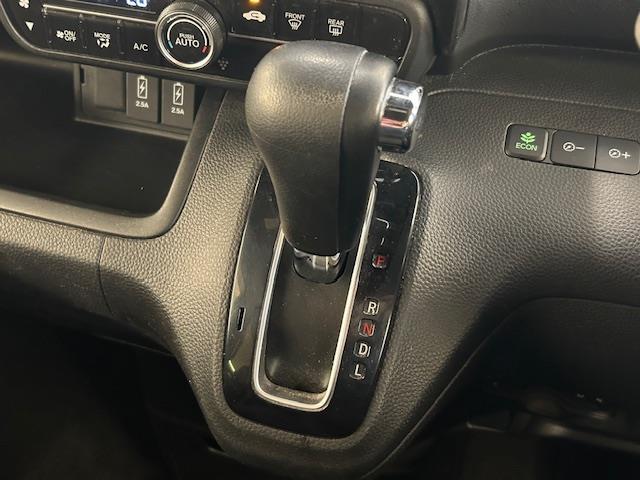 Ｎ－ＢＯＸカスタム Ｇ・Ｌホンダセンシング　純正カーオーディオ　追従走行　コーナーセンサー　レーンキープアシスト　衝突被害軽減システム　前方ドライブレコーダー　ＥＴＣ　ＨＤＭＩ接続　Ｂｌｕｅｔｏｏｔｈ再生　片側パワースライドドア　横滑り防止装置（5枚目）