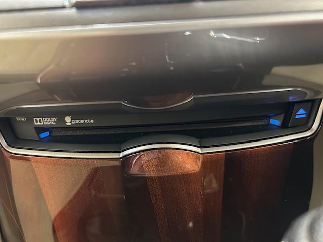 クラウンハイブリッド ロイヤルサルーン　純正ナビ　パワーシート　シートヒーター　クルーズコントロール　ＭＴモード付ＡＴ　ＥＴＣ　横滑り防止装置　盗難防止装置　バックカメラ　Ｂｌｕｅｔｏｏｔｈ再生　オートライト　プッシュスタート（5枚目）