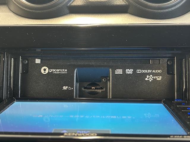 スイフト XG 禁煙車 メモリナビ Bluetooth再生 運転席シートヒーター ドライブレコーダー一体型デジタルインナーミラー プッシュスタート スペアキー1本 横滑り防止装置 盗難防止装置 オートエアコン(5枚目)