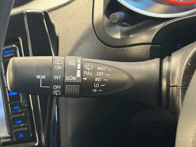 スイフト XG 禁煙車 メモリナビ Bluetooth再生 運転席シートヒーター ドライブレコーダー一体型デジタルインナーミラー プッシュスタート スペアキー1本 横滑り防止装置 盗難防止装置 オートエアコン(11枚目)