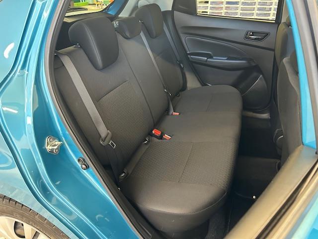 スイフト XG 禁煙車 メモリナビ Bluetooth再生 運転席シートヒーター ドライブレコーダー一体型デジタルインナーミラー プッシュスタート スペアキー1本 横滑り防止装置 盗難防止装置 オートエアコン(19枚目)