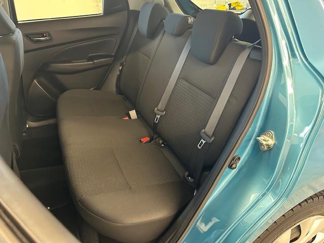 スイフト XG 禁煙車 メモリナビ Bluetooth再生 運転席シートヒーター ドライブレコーダー一体型デジタルインナーミラー プッシュスタート スペアキー1本 横滑り防止装置 盗難防止装置 オートエアコン(20枚目)