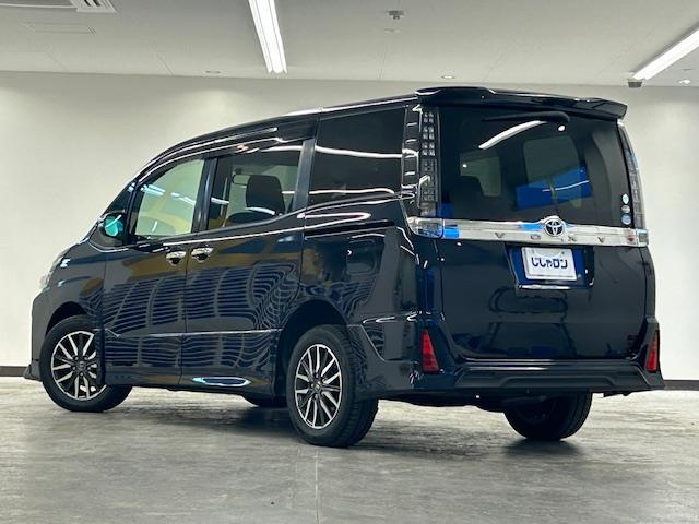 ヴォクシー ZS 煌 4WD 純正9インチナビ 両側パワースライドドア TRDエアロ(フロント・リア) 前後ドライブレコーダー ETC MTモード付AT Bluetooth再生 横滑り防止装置 プッシュスタート(43枚目)