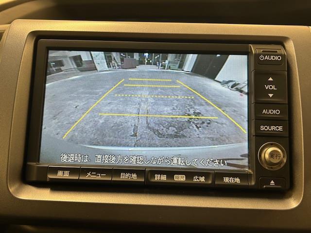 ステップワゴンスパーダ Ｚ　クールスピリット　純正ＨＤＤナビ　フルセグテレビ　バックカメラ　フリップダウンモニター　クルーズコントロール　両側パワースライドドア　ＨＩＤ　オートライト　ＥＴＣ　電動格納ミラー　アイドリングストップ（4枚目）