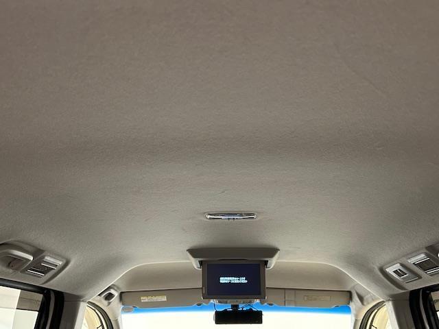 ステップワゴンスパーダ Ｚ　クールスピリット　純正ＨＤＤナビ　フルセグテレビ　バックカメラ　フリップダウンモニター　クルーズコントロール　両側パワースライドドア　ＨＩＤ　オートライト　ＥＴＣ　電動格納ミラー　アイドリングストップ（29枚目）