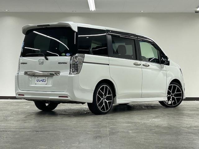 ステップワゴンスパーダ Ｚ　クールスピリット　純正ＨＤＤナビ　フルセグテレビ　バックカメラ　フリップダウンモニター　クルーズコントロール　両側パワースライドドア　ＨＩＤ　オートライト　ＥＴＣ　電動格納ミラー　アイドリングストップ（36枚目）