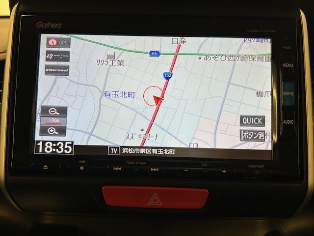 Ｎ－ＢＯＸカスタム Ｇ・Ｌパッケージ　純正ナビ　衝突被害軽減ブレーキ　バックカメラ　ドアバイザー　片側パワースライドドア　ＥＴＣ　キセノンライト　オートライト　スペアキー　フォグランプ　プッシュスタート　アイドリングストップ（2枚目）