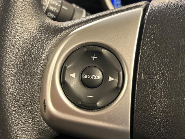 Ｎ－ＢＯＸカスタム Ｇ・Ｌパッケージ　純正ナビ　衝突被害軽減ブレーキ　バックカメラ　ドアバイザー　片側パワースライドドア　ＥＴＣ　キセノンライト　オートライト　スペアキー　フォグランプ　プッシュスタート　アイドリングストップ（10枚目）