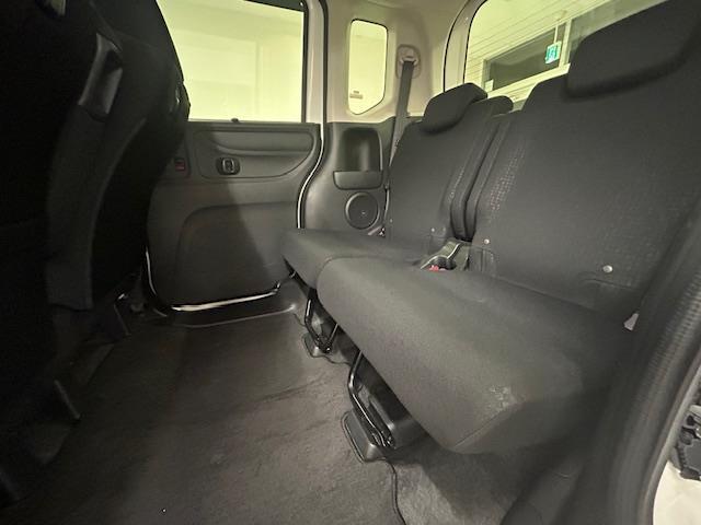 Ｎ－ＢＯＸカスタム Ｇ・Ｌパッケージ　純正ナビ　衝突被害軽減ブレーキ　バックカメラ　ドアバイザー　片側パワースライドドア　ＥＴＣ　キセノンライト　オートライト　スペアキー　フォグランプ　プッシュスタート　アイドリングストップ（20枚目）