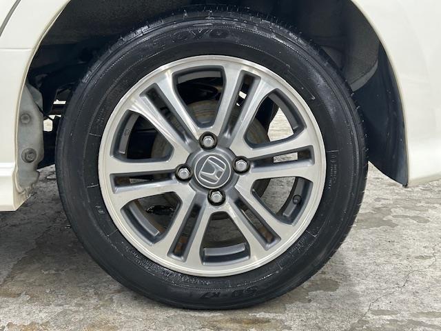 Ｎ－ＢＯＸカスタム Ｇ・Ｌパッケージ　純正ナビ　衝突被害軽減ブレーキ　バックカメラ　ドアバイザー　片側パワースライドドア　ＥＴＣ　キセノンライト　オートライト　スペアキー　フォグランプ　プッシュスタート　アイドリングストップ（39枚目）