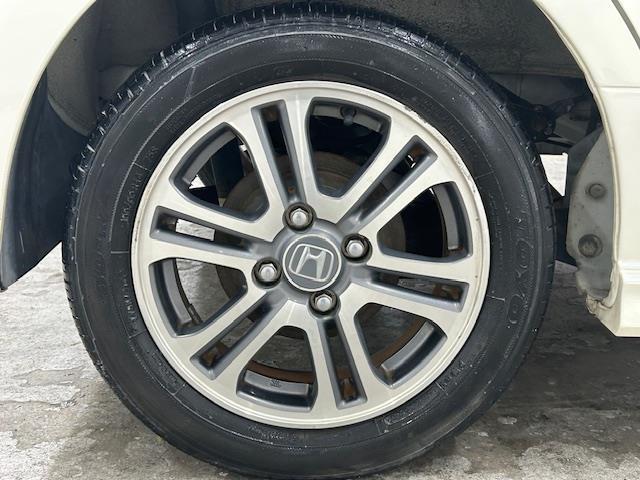 Ｎ－ＢＯＸカスタム Ｇ・Ｌパッケージ　純正ナビ　衝突被害軽減ブレーキ　バックカメラ　ドアバイザー　片側パワースライドドア　ＥＴＣ　キセノンライト　オートライト　スペアキー　フォグランプ　プッシュスタート　アイドリングストップ（40枚目）