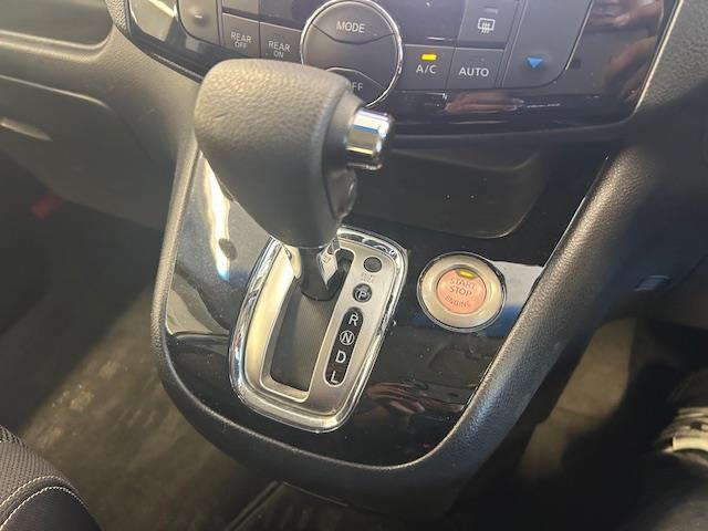 セレナ ハイウェイスター Vセレ+セーフティII SHV 純正SDナビ アラウンドビューモニター ドライブレコーダー クルーズコントロール プッシュスタート 両側パワースライドドア ETC フリップダウンモニタ- 衝突軽減ブレーキ オートライト(5枚目)