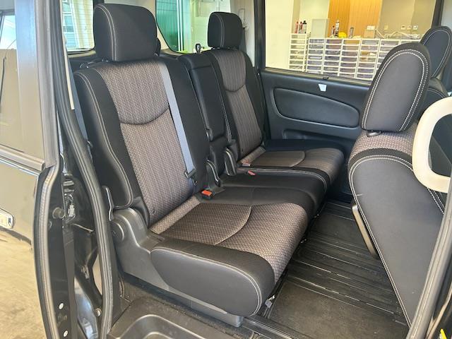 セレナ ハイウェイスター Vセレ+セーフティII SHV 純正SDナビ アラウンドビューモニター ドライブレコーダー クルーズコントロール プッシュスタート 両側パワースライドドア ETC フリップダウンモニタ- 衝突軽減ブレーキ オートライト(19枚目)