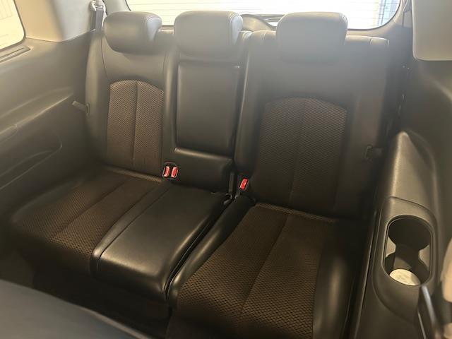 エルグランド 250ハイウェイスターアーバンクロム ナビゲーション ワンセグテレビ フリップダウンモニター 全方位カメラ ウィンカーミラー プッシュスタート 両側パワースライドドア ETC HID オートライト 純正アルミホイール 電動格納ミラー(21枚目)