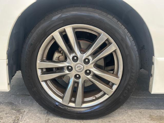 エルグランド 250ハイウェイスターアーバンクロム ナビゲーション ワンセグテレビ フリップダウンモニター 全方位カメラ ウィンカーミラー プッシュスタート 両側パワースライドドア ETC HID オートライト 純正アルミホイール 電動格納ミラー(36枚目)