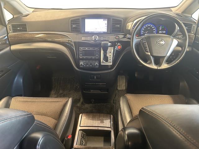 エルグランド 250ハイウェイスターアーバンクロム ナビゲーション ワンセグテレビ フリップダウンモニター 全方位カメラ ウィンカーミラー プッシュスタート 両側パワースライドドア ETC HID オートライト 純正アルミホイール 電動格納ミラー(42枚目)