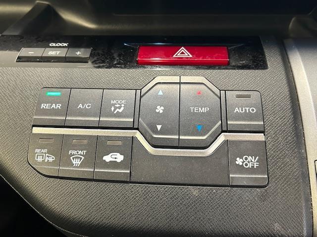 ステップワゴンスパーダ Z 純正9インチナビ バックカメラ ビルトインETC 両側パワースライドドア クルーズコントロール パドルシフト 3列シート 純正16インチアルミホイール スペアキー1本 キセノンヘッドライト(16枚目)