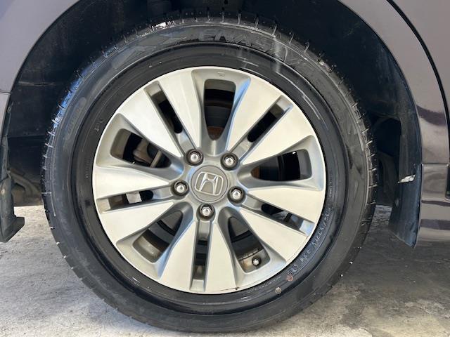 ステップワゴンスパーダ Z 純正9インチナビ バックカメラ ビルトインETC 両側パワースライドドア クルーズコントロール パドルシフト 3列シート 純正16インチアルミホイール スペアキー1本 キセノンヘッドライト(40枚目)