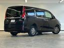 Ｇｉ　純正ＳＤナビ　３列シート　運転席＆助手席シートヒーター　ホット＆クールボックス　クルーズコントロール　ＭＴモード付ＡＴ　オートライト　ＥＴＣ　Ｂｌｕｅｔｏｏｔｈ再生　フルセグＴＶ　バックカメラ（33枚目）