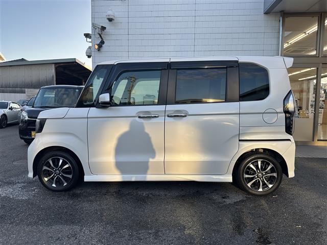 N-BOXカスタム G・EXホンダセンシング(4枚目)