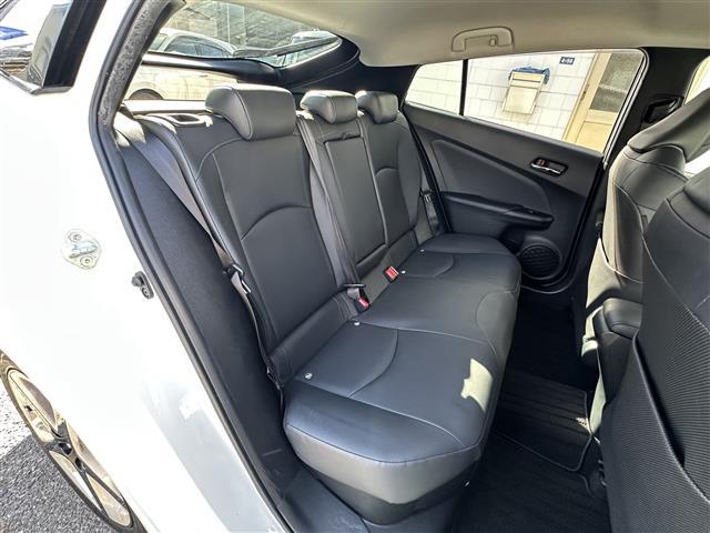 プリウス Sツーリングセレクション(10枚目)