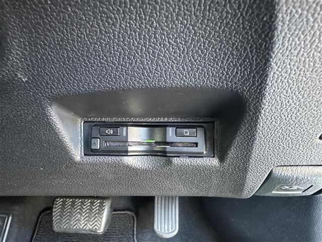 プリウス Sツーリングセレクション(24枚目)