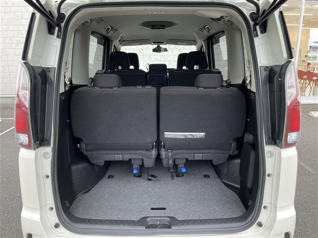 セレナ ハイウェイスター　Ｖセレクション　ナビ　バックカメラ　フルセグ　Ｂｌｕｅｔｏｏｔｈ　両側パワースライドドア　エマージェンシーブレーキ　ＬＤＷ　クルーズコントロール　ＥＴＣ　プッシュスタート　ＬＥＤヘッドライト　フォグランプ（24枚目）