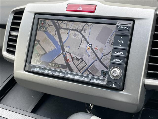 フリードハイブリッド ジャストセレクション ナビ バックカメラ 両側パワースライドドア ハーフレザーシート クルーズコントロール 電格ミラー HIDヘッドライト フォグランプ オートライト ETC スマートキー(2枚目)