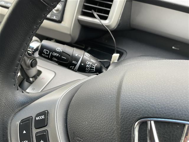 フリードハイブリッド ジャストセレクション ナビ バックカメラ 両側パワースライドドア ハーフレザーシート クルーズコントロール 電格ミラー HIDヘッドライト フォグランプ オートライト ETC スマートキー(9枚目)