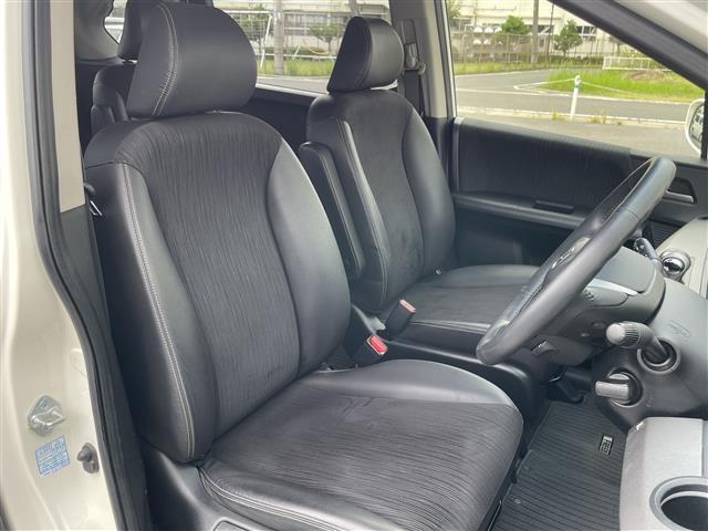 フリードハイブリッド ジャストセレクション ナビ バックカメラ 両側パワースライドドア ハーフレザーシート クルーズコントロール 電格ミラー HIDヘッドライト フォグランプ オートライト ETC スマートキー(18枚目)