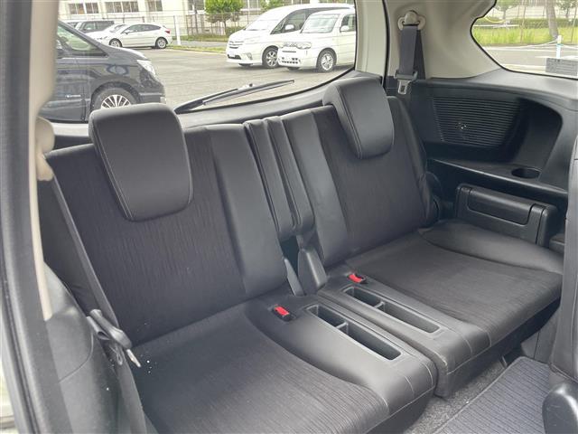 フリードハイブリッド ジャストセレクション ナビ バックカメラ 両側パワースライドドア ハーフレザーシート クルーズコントロール 電格ミラー HIDヘッドライト フォグランプ オートライト ETC スマートキー(22枚目)