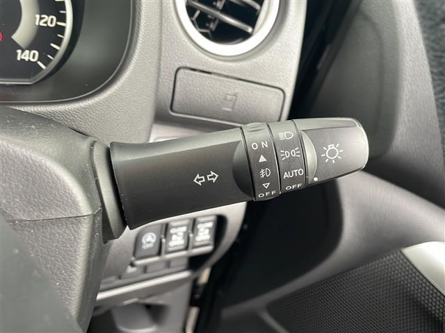 デイズルークス ハイウェイスター X Gパッケージ 衝突軽減ブレーキ 純正ナビ バックカメラ アラウンドビューカメラ フルセグTV 両側パワスラ アイドリングストップ ステアリングリモコン AAC 純正フロアマット プッシュスタート スペアキー1本(9枚目)