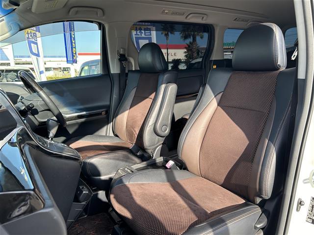 アルファード ２４０Ｓ　タイプゴールドＩＩ　９インチナビ　フルセグＴＶ　バックカメラ　ＥＴＣ　両側パワースライドドア　パワーバックドア　クルーズコントロール　ハーフレザーシート　トヨタオートアラーム　クリアランスソナー　ＨＩＤヘッドランプ（25枚目）