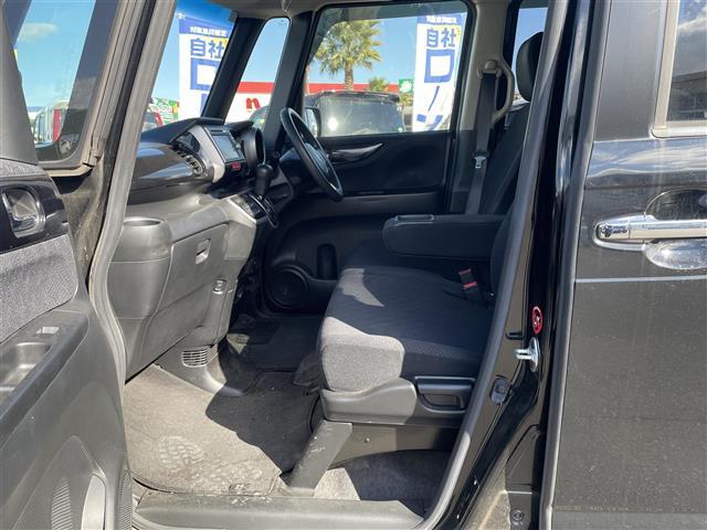 Ｎ－ＢＯＸカスタム Ｇ・Ｌパッケージ　純正ナビ　ワンセグ　片側パワースライドドア　ＥＴＣ　社外１５インチＡＷ　純正フロアマット　ベンチシート（16枚目）