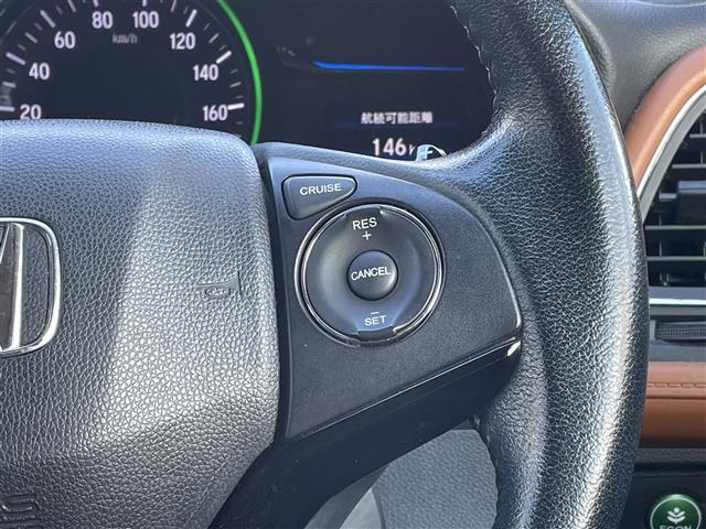 ヴェゼル ハイブリッドX プッシュスタート 純正ナビ ブルートゥース フルセグTV バックカメラ クルコン シートヒーター ETC ドアバイザー パドルシフト(8枚目)