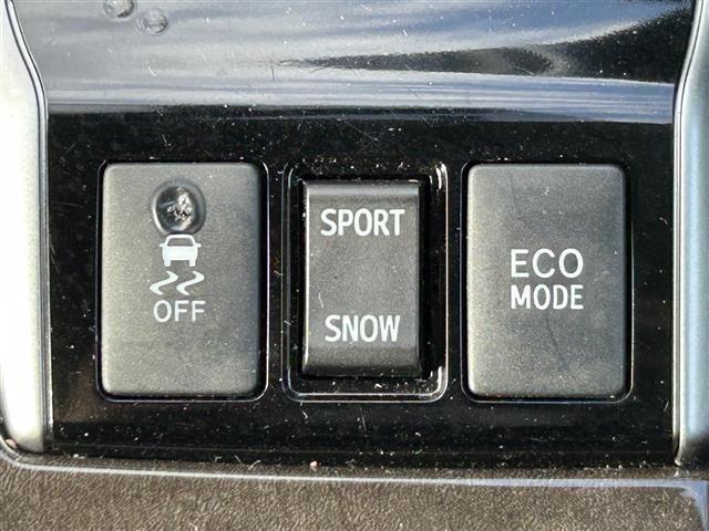 マークＸ ２５０Ｇ　Ｆパッケージ　社外ナビ　フルセグＴＶ　Ｂｌｕｅｔｏｏｔｈ　ローダウン　バックカメラ　オートライト　アイドリングストップ　純正フロアマット　社外アルミホイール　ダブルエアコン　ＭＴモード付ＡＴ　スペアキー１本（14枚目）