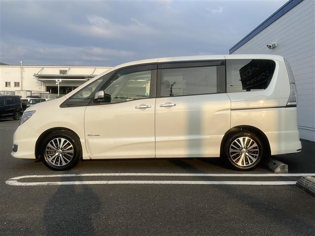 セレナ HWS S HV Vセレ +Sefty 純正ナビ(CD DVD SD フルセグTV) バックカメラ ETC 両側パワースライドドア クルーズコントロール レーンキープアシスト エマージェンシーブレーキ Wエアバッグ プッシュスタート(14枚目)