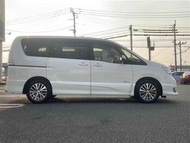 セレナ HWS S HV Vセレ +Sefty 純正ナビ(CD DVD SD フルセグTV) バックカメラ ETC 両側パワースライドドア クルーズコントロール レーンキープアシスト エマージェンシーブレーキ Wエアバッグ プッシュスタート(17枚目)