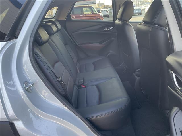 ＣＸ－３ ＸＤ　ツーリング　純正ナビ　バックカメラ　フルセグテレビ　ＤＶＤ／ＣＤ　Ｂｌｕｅｔｏｏｔｈ接続　ＥＴＣ　レザーシート　　ＢＳＭ　ＨＵＤ　コーナーセンサー　ＬＥＤヘッドライト　オートライト　スマートキー（9枚目）