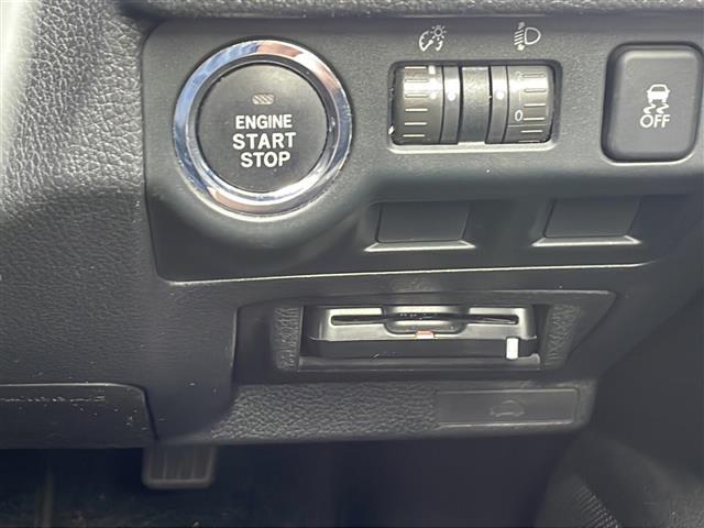 レヴォーグ １．６ＧＴ　社外ナビ（フルセグＴＶ　ＢＴ）　ビルトインＥＴＣ　クルーズコントロール　パドルシフト　Ｗ＋サイドエアバッグ　ＬＥＤヘッドライト　コーナーセンサー　オートライト　プッシュスタート　スマートキー（8枚目）