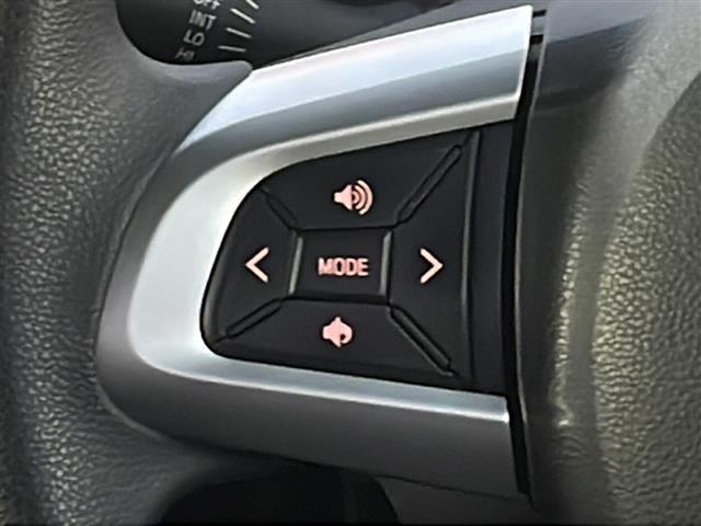 ウェイク X バックカメラ 片側パワースライドドア アイドリングストップ オートライト プッシュスタート スマートキーW+サイドエアバッグ ステアリングスイッチ 電動格納ミラー 社外AW 純正フロアマット(4枚目)