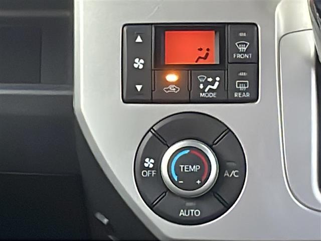 ウェイク X バックカメラ 片側パワースライドドア アイドリングストップ オートライト プッシュスタート スマートキーW+サイドエアバッグ ステアリングスイッチ 電動格納ミラー 社外AW 純正フロアマット(13枚目)