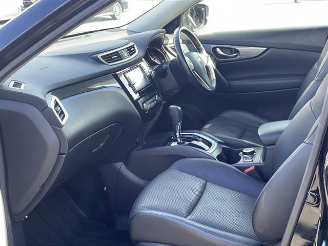 エクストレイル ２０Ｘ　純正ナビ（ＣＤ　ＤＶＤ　フルセグＴＶ　ＢＴ）　ＥＴＣ　ドライブレコーダー　ＬＥＤヘッドライト　アイドリングストップ　シートヒーター　ルーフレール　ダウンヒルアシスト　純正フロアマット　純正ＡＷ（16枚目）