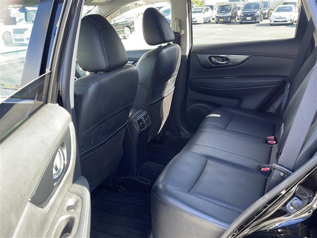 エクストレイル ２０Ｘ　純正ナビ（ＣＤ　ＤＶＤ　フルセグＴＶ　ＢＴ）　ＥＴＣ　ドライブレコーダー　ＬＥＤヘッドライト　アイドリングストップ　シートヒーター　ルーフレール　ダウンヒルアシスト　純正フロアマット　純正ＡＷ（20枚目）