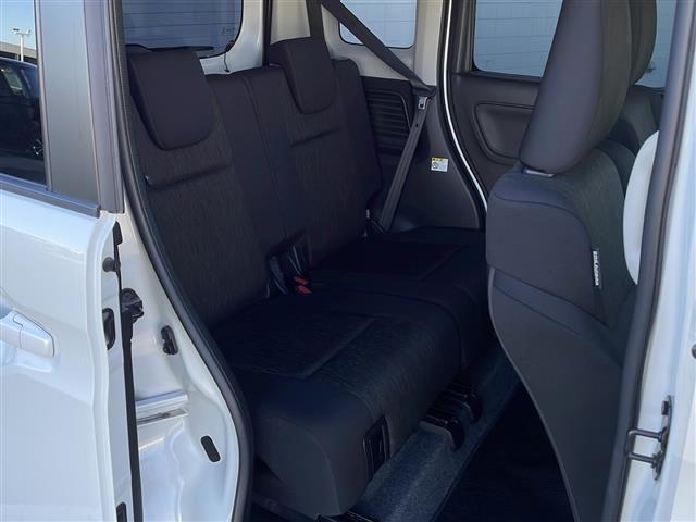 スペーシアカスタム ハイブリッドＧＳ　社外ナビ（ＣＤ　ＤＶＤ　フルセグＴＶ）　バックカメラ　片側パワースライドドア　アイドリングストップ　シートヒーター　ＥＴＣ　社外アルミ　プッシュスタート　スマートキー　ＬＥＤヘッドライト（26枚目）