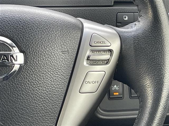 セレナ ハイウェイＳ　Ｓ　ＨＶ　Ａセーフ　純正ナビ　全方位カメラ　フリップダウンモニター　フルセグテレビ　ＤＶＤ／ＣＤ　Ｂｌｕｅｔｏｏｔｈ接続　ＥＴＣ　両側パワースライドドア　コーナーセンサー　クルーズコントロール　スマートキー（4枚目）