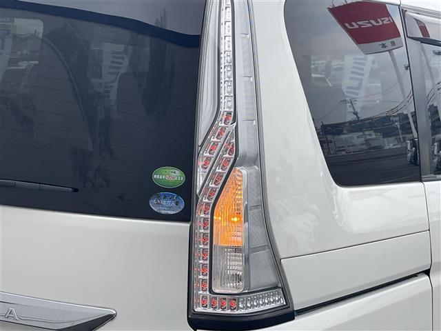 セレナ ハイウェイＳ　Ｓ　ＨＶ　Ａセーフ　純正ナビ　全方位カメラ　フリップダウンモニター　フルセグテレビ　ＤＶＤ／ＣＤ　Ｂｌｕｅｔｏｏｔｈ接続　ＥＴＣ　両側パワースライドドア　コーナーセンサー　クルーズコントロール　スマートキー（23枚目）