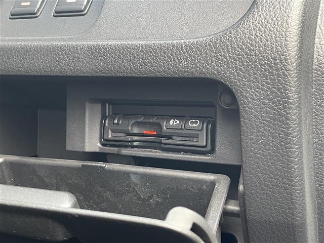 セレナ ハイウェイＳ　Ｓ　ＨＶ　Ａセーフ　純正ナビ　全方位カメラ　フリップダウンモニター　フルセグテレビ　ＤＶＤ／ＣＤ　Ｂｌｕｅｔｏｏｔｈ接続　ＥＴＣ　両側パワースライドドア　コーナーセンサー　クルーズコントロール　スマートキー（34枚目）