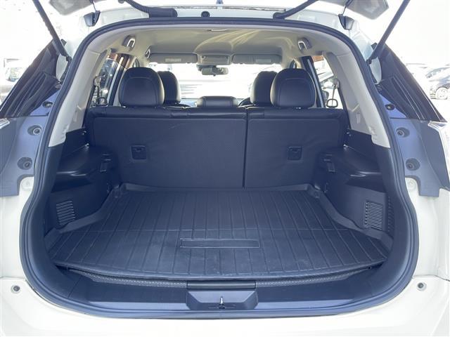 エクストレイル ２０Ｘ　エマージェンシーブレーキパッケージ　純正ナビ（ＣＤ　ＤＶＤ　フルセグＴＶ）　バックカメラ　エマージェンシーブレーキ　シートヒーター　ＥＴＣ　ＬＥＤヘッドライト　アイドリングストップ　プッシュスタート　スマートキー　前後コーナーセンサー（23枚目）